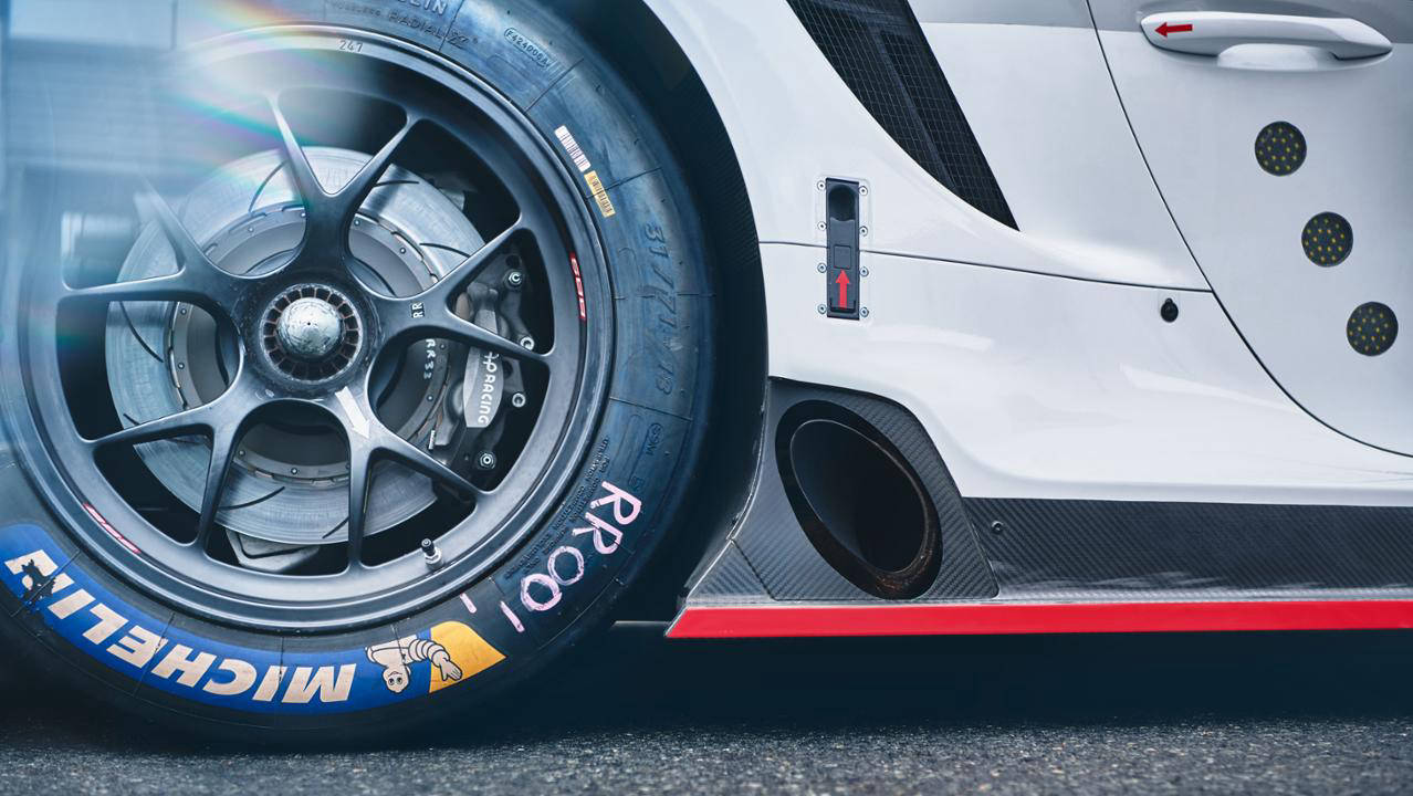  Porsche 911 RSR model year 2019
