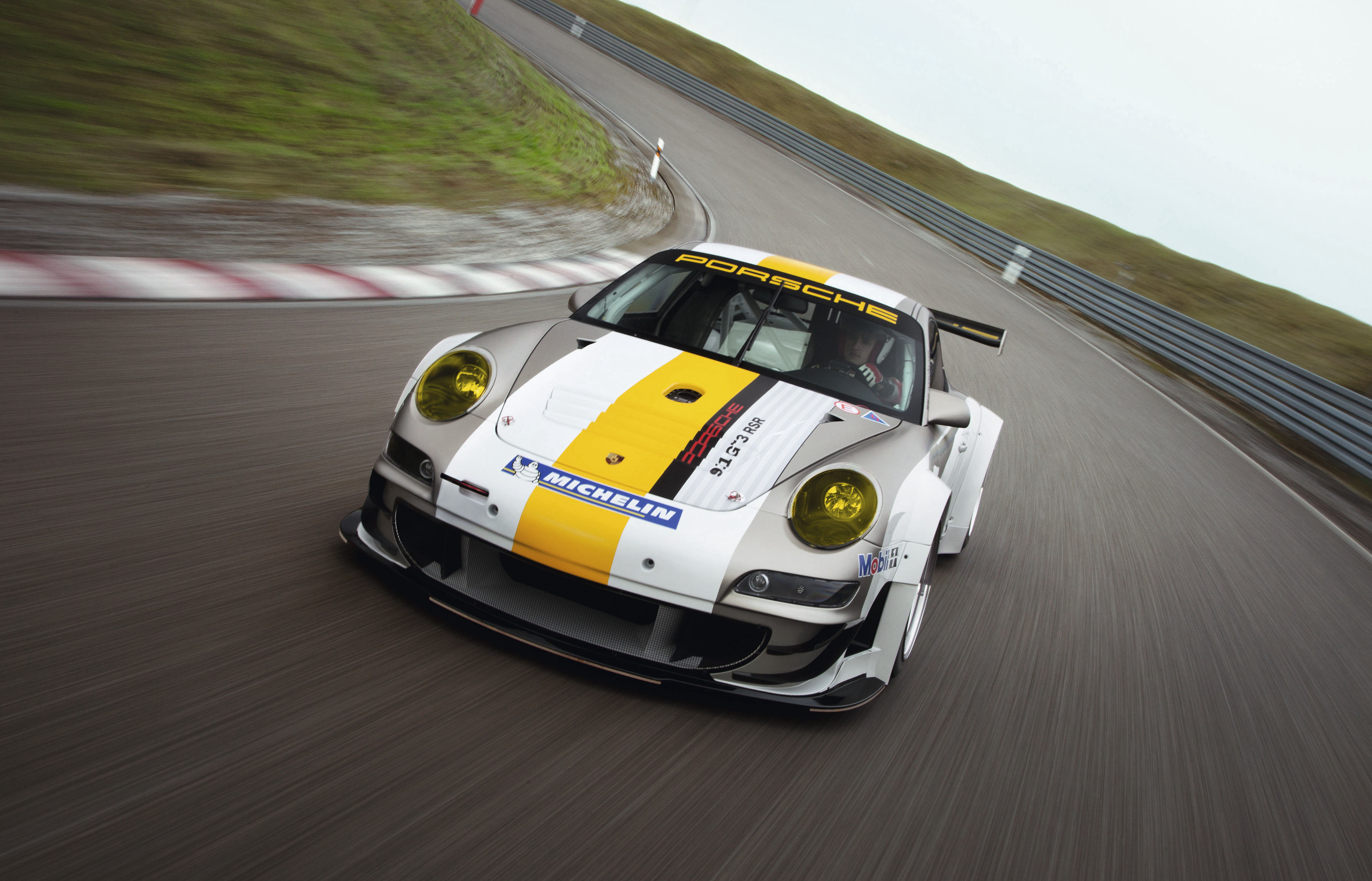 Porsche 911  GT3 RSR