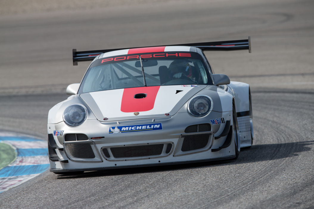 Porsche 911  GT3 R