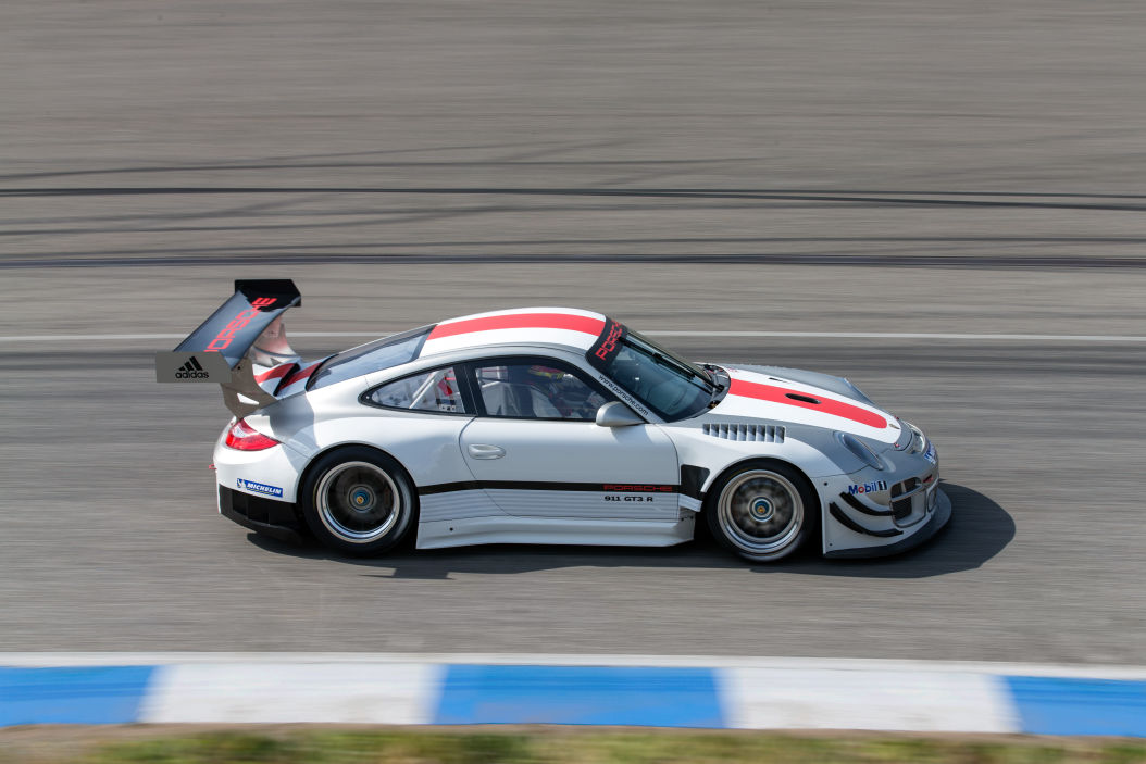 Porsche 911  GT3 R
