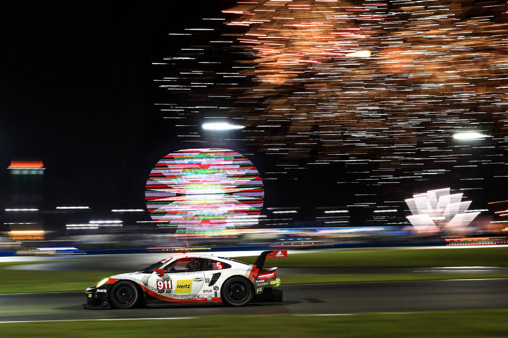 Porsche 911 RSR