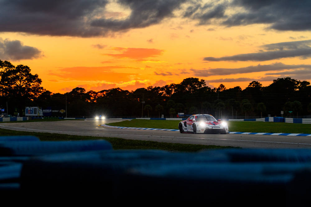 Porsche 911 RSR