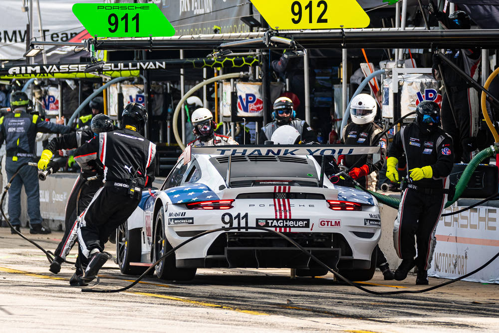 Porsche 911 RSR