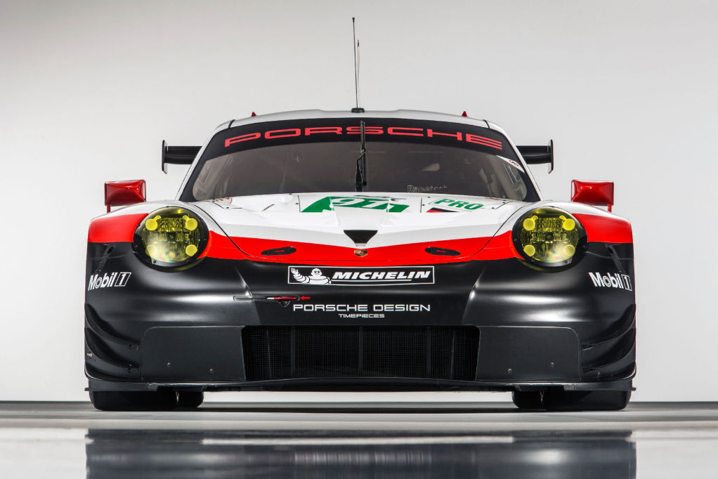 Porsche 911 RSR